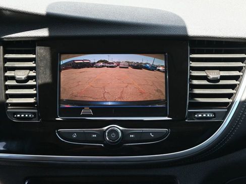 Used 2022 Buick Encore Preferred w/ Safety Package image 11