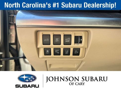 Used 2016 Subaru Outback 2.5i Limited AWD/4WD image 17