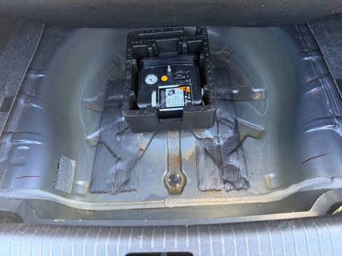 Used 2014 Buick LaCrosse FWD image 29