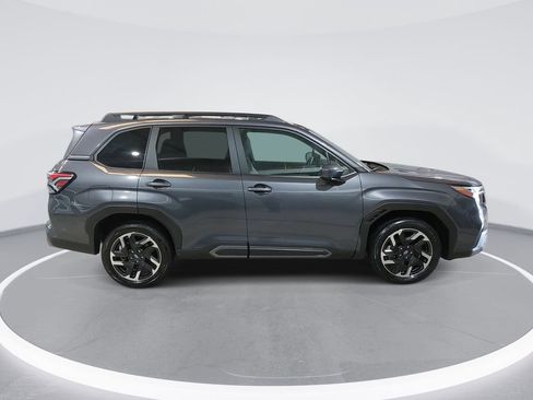 Used 2025 Subaru Forester Limited w/ Popular Package #1 AWD/4WD image 4