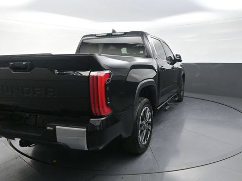 Used 2025 Toyota Tundra Limited AWD/4WD image 10