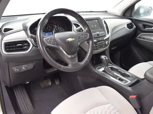 Used 2019 Chevrolet Equinox LT AWD/4WD image 3