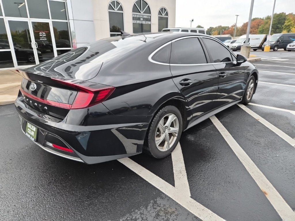 Used 2022 Hyundai Sonata SE FWD image 4