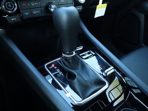 New 2026 Jeep Compass Latitude image 8