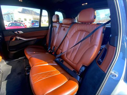 Certified 2025 BMW X7 M60i w/ Climate Comfort Package image 21