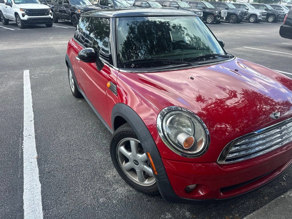 Used 2010 MINI Cooper Hardtop FWD image 7