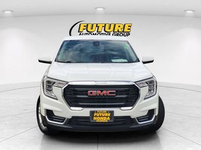 Used 2024 GMC Terrain SLE