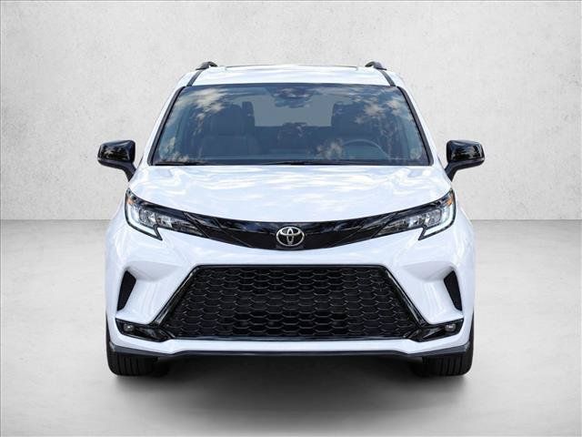 Certified 2026 Toyota Sienna XSE AWD/4WD image 10