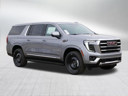 New 2026 GMC Yukon XL Elevation w/ Elevation Premium Package AWD/4WD image 7