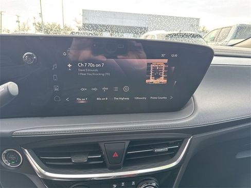 Used 2024 Buick Encore GX Sport Touring w/ Experience Buick Package image 13