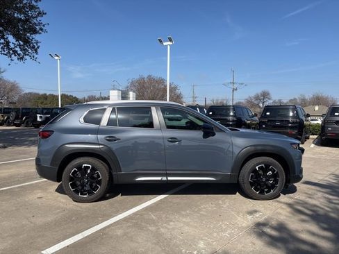 Used 2025 MAZDA CX-50 Meridian Edition image 4