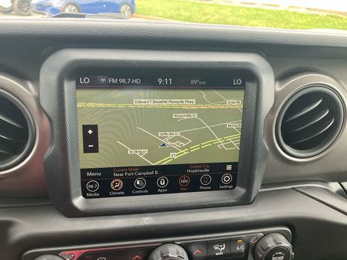 Used 2023 Jeep Wrangler Unlimited Sport AWD/4WD image 24
