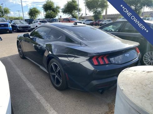 Used 2024 Ford Mustang Coupe RWD image 3