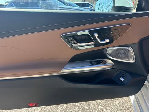 Certified 2025 Mercedes-Benz CLE 300 4MATIC Coupe image 27