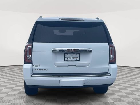 Used 2017 GMC Yukon Denali AWD/4WD image 6