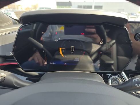 New 2026 Chevrolet Trax RS w/ Sunroof Package FWD image 17