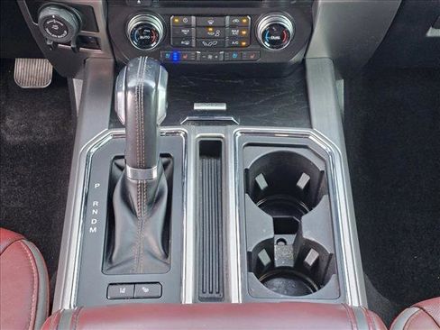 Used 2018 Ford F150 Platinum w/ Equipment Group 701A Luxury image 12