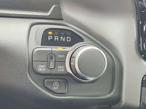 New 2026 RAM 1500 Express AWD/4WD image 27