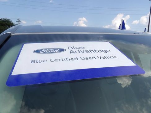 Certified 2022 Ford Edge Titanium w/ Equipment Group 301A AWD/4WD image 13