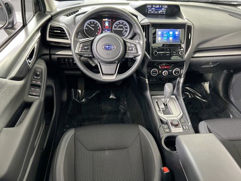 Used 2023 Subaru Forester Premium image 22