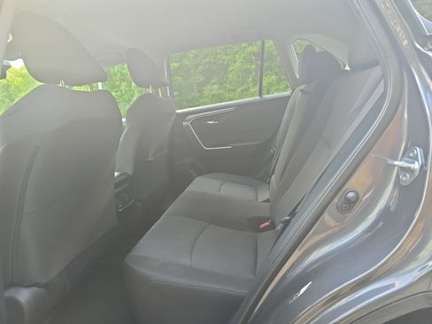 Used 2024 Toyota RAV4 XLE AWD/4WD image 13