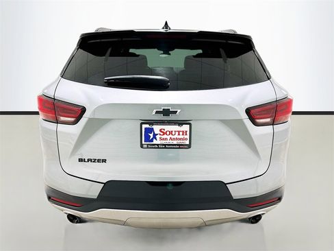 Used 2023 Chevrolet Blazer LT w/ Midnight/Sport Edition image 6