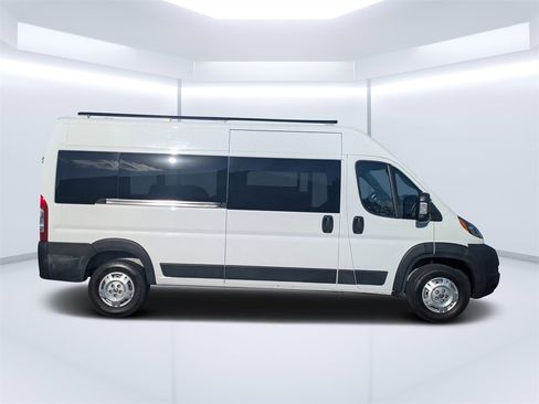 Used 2022 RAM ProMaster 2500 w/ Convenience Group image 2