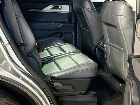 Used 2025 Ford Explorer Active w/ Active Comfort Package image 69