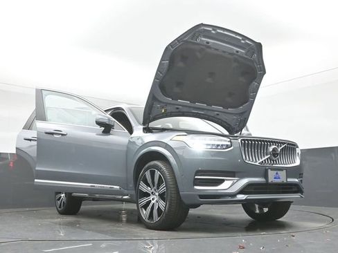 Used 2023 Volvo XC90 T8 Plus image 55