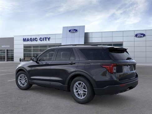 New 2026 Ford Explorer Active image 4