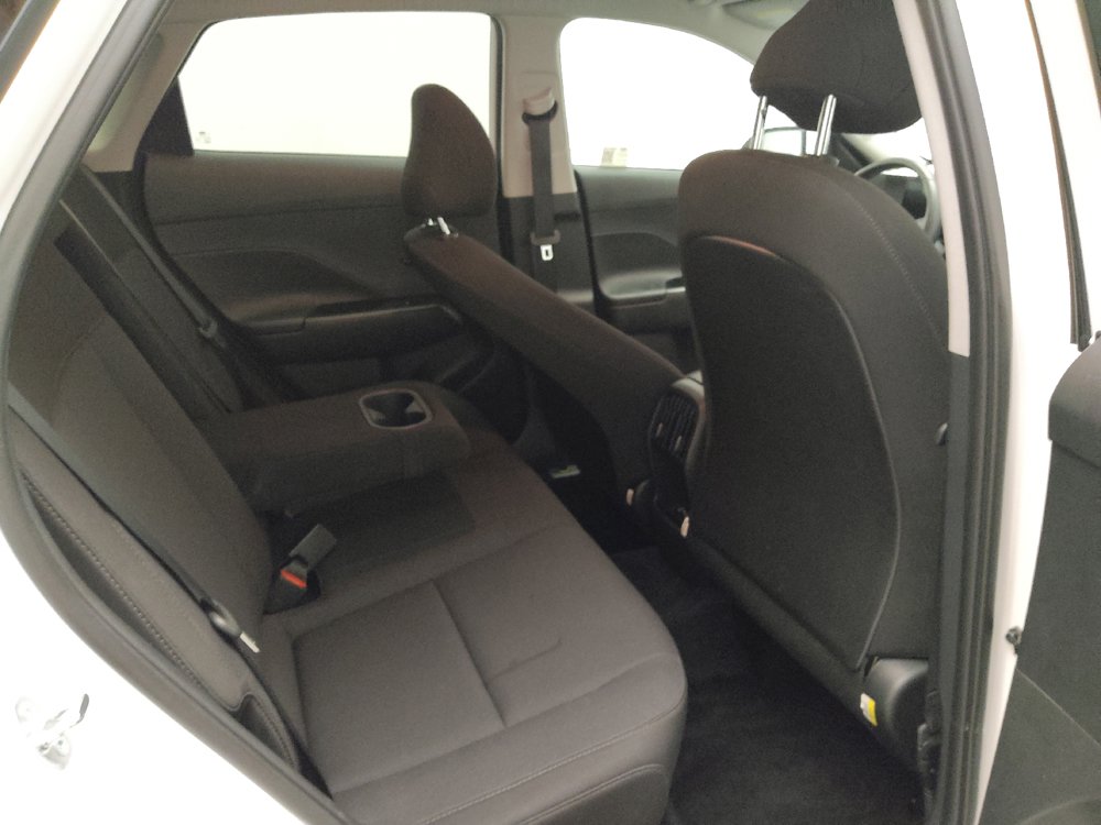Used 2025 Hyundai Kona SEL FWD image 19