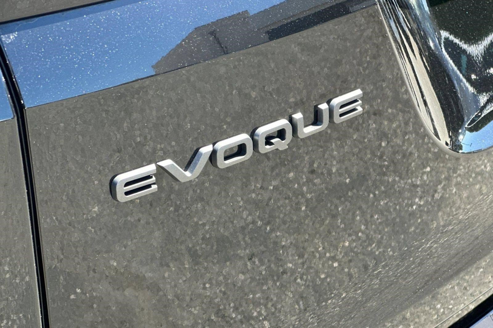 New 2026 Land Rover Range Rover Evoque Dynamic SE AWD/4WD image 28