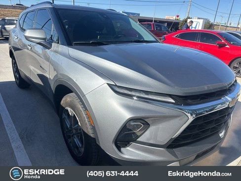 Used 2024 Chevrolet Blazer LT w/ Convenience Package image 2