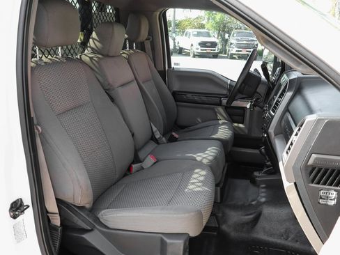 Used 2017 Ford F550 4x4 Regular Cab Super Duty image 42