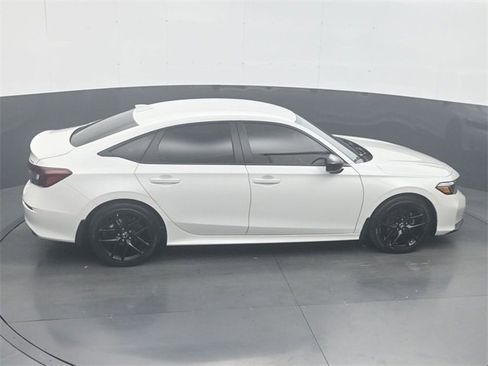 Used 2025 Honda Civic Sport image 26