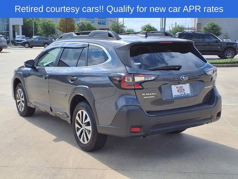 Certified 2025 Subaru Outback Premium w/ Popular Package #1A AWD/4WD image 2