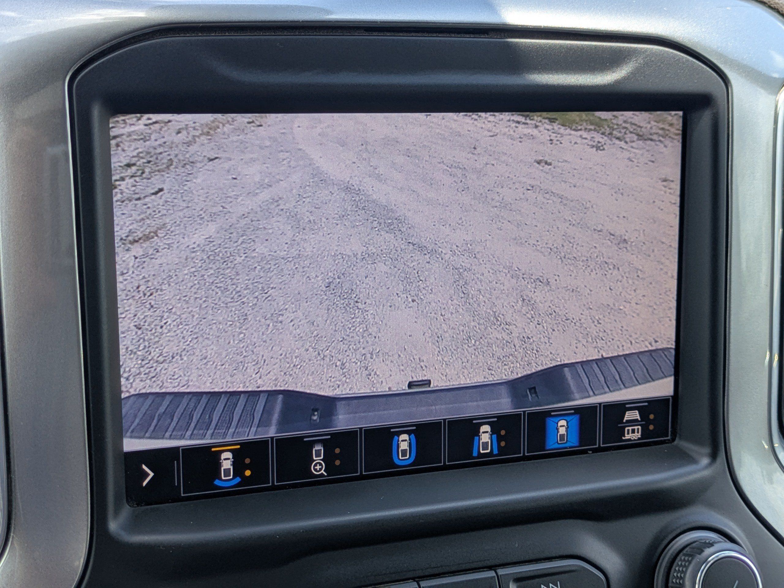 Used 2021 Chevrolet Silverado 2500 LTZ w/ LTZ Premium Package AWD/4WD image 30