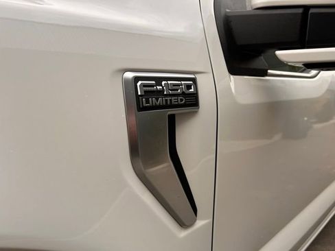 Used 2023 Ford F150 Limited image 9
