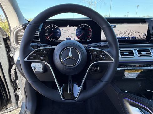 New 2026 Mercedes-Benz GLS 450 4MATIC image 22