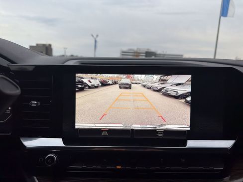 New 2026 GMC Sierra 1500 SLE image 19