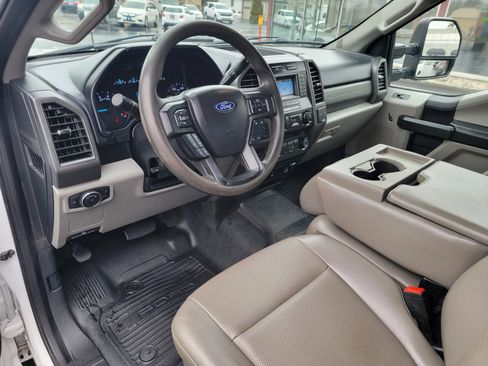 Used 2020 Ford F250 XL w/ Power Equipment Group image 12