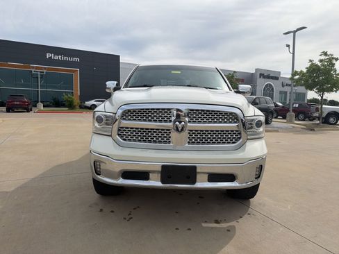 Used 2017 RAM 1500 Laramie w/ Convenience Group image 8