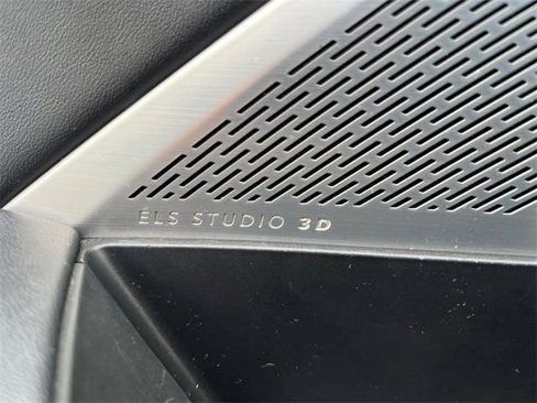 Used 2022 Acura MDX SH-AWD w/ Advance Package image 17