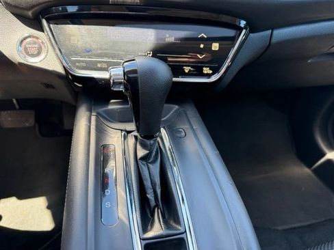 Certified 2021 Honda HR-V EX image 16