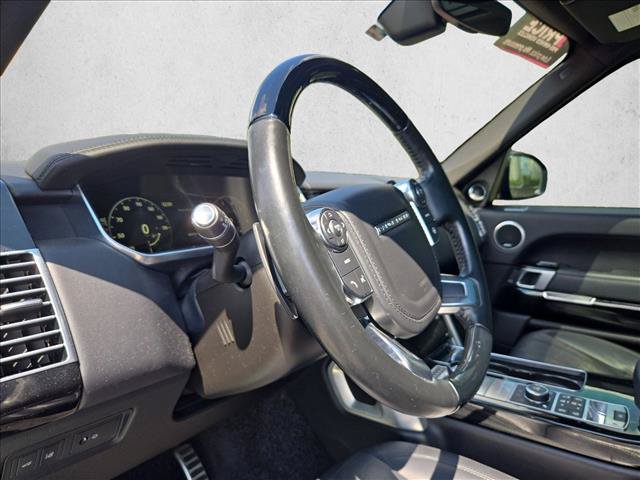 Used 2017 Land Rover Range Rover Supercharged AWD/4WD image 8