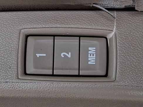 Used 2013 Buick LaCrosse Leather w/ Entertainment Package FWD image 23