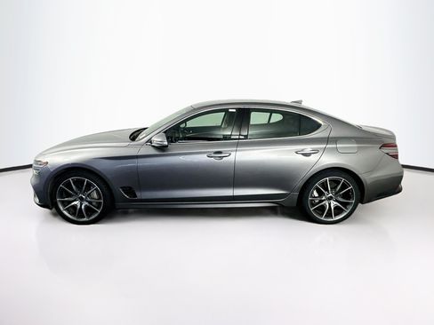 Used 2025 Genesis G70 2.5T RWD image 4