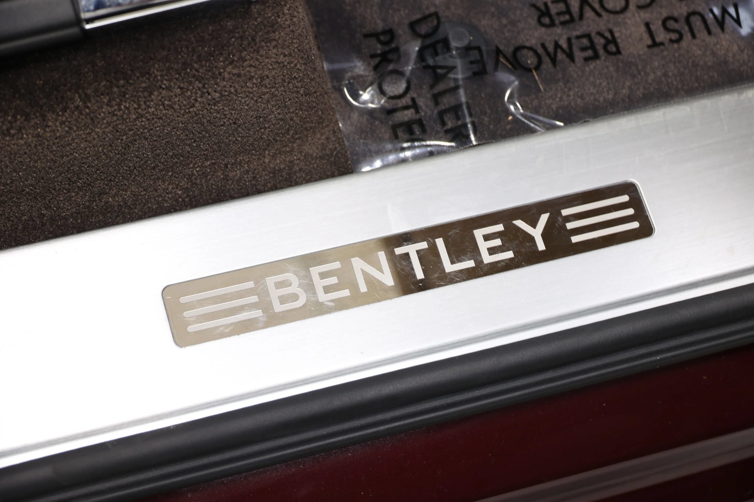 Used 2018 Bentley Bentayga AWD/4WD image 98