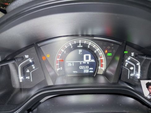 Used 2017 Honda CR-V LX image 2