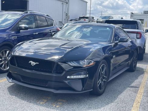 Used 2021 Ford Mustang GT RWD image 3